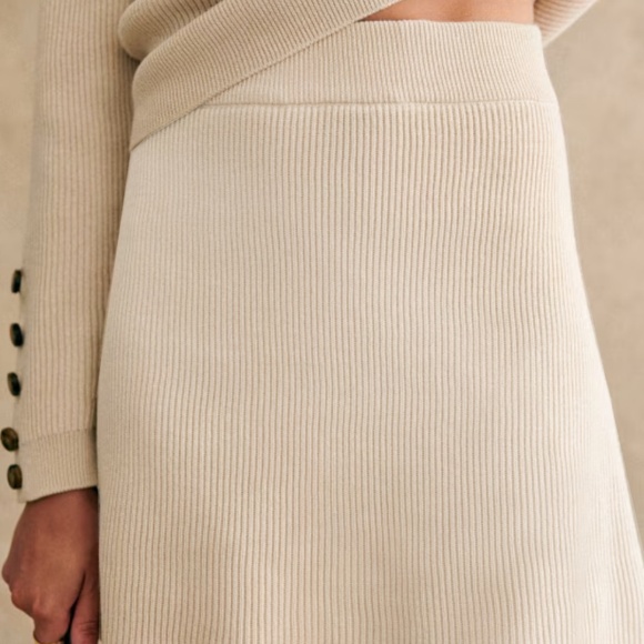 Sezane matching set - Naella skirt + Sami sweater in ecru size xs - Picture 3 of 4
